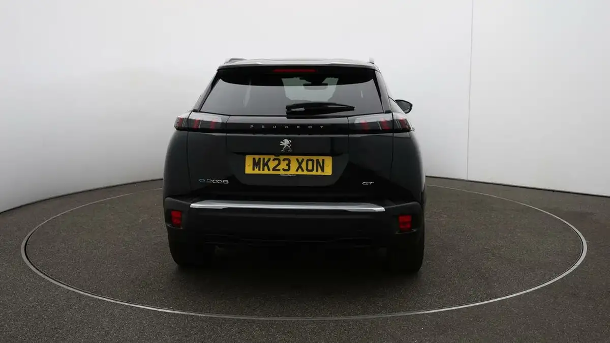 2023-peugeot-2008-suv-e-gt-136bhp-50kwh-station-wagon-big-31