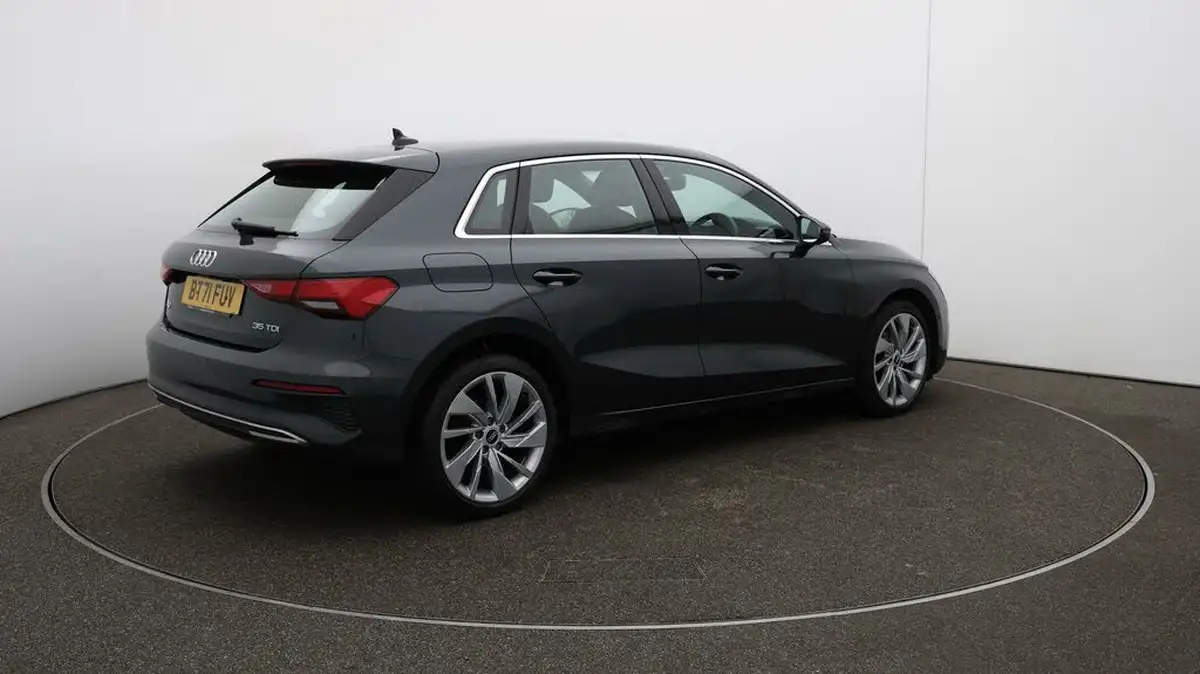 2021-audi-a3-20-35-tdi-sportback-5d-s-tronic-big-46