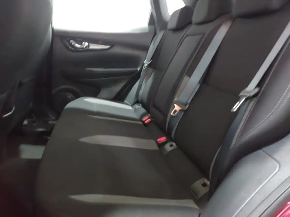 2017-nissan-qashqai-15dci-acenta-big-5