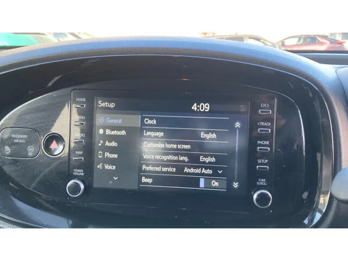 2022-toyota-aygo-x-10-vvt-i-edge-cvt-big-25