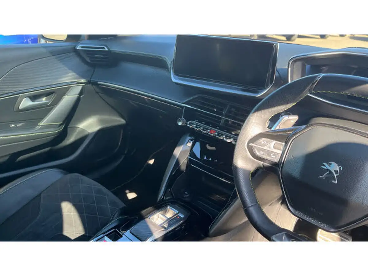 2022-peugeot-208-12-puretech-gt-premium-130bhp-eat8-big-13