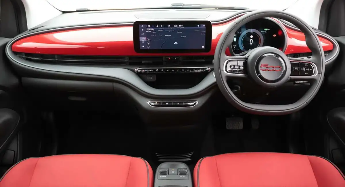 2021-fiat-500-e-red-117bhp-big-13
