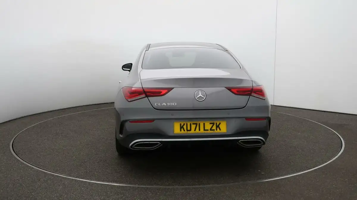 2021-mercedes-benz-cla-13-cla-180-amg-line-premium-plus-coupe-4d-big-6