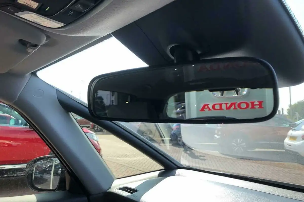 2021-honda-jazz-15-i-mmd-ex-107ps-big-43