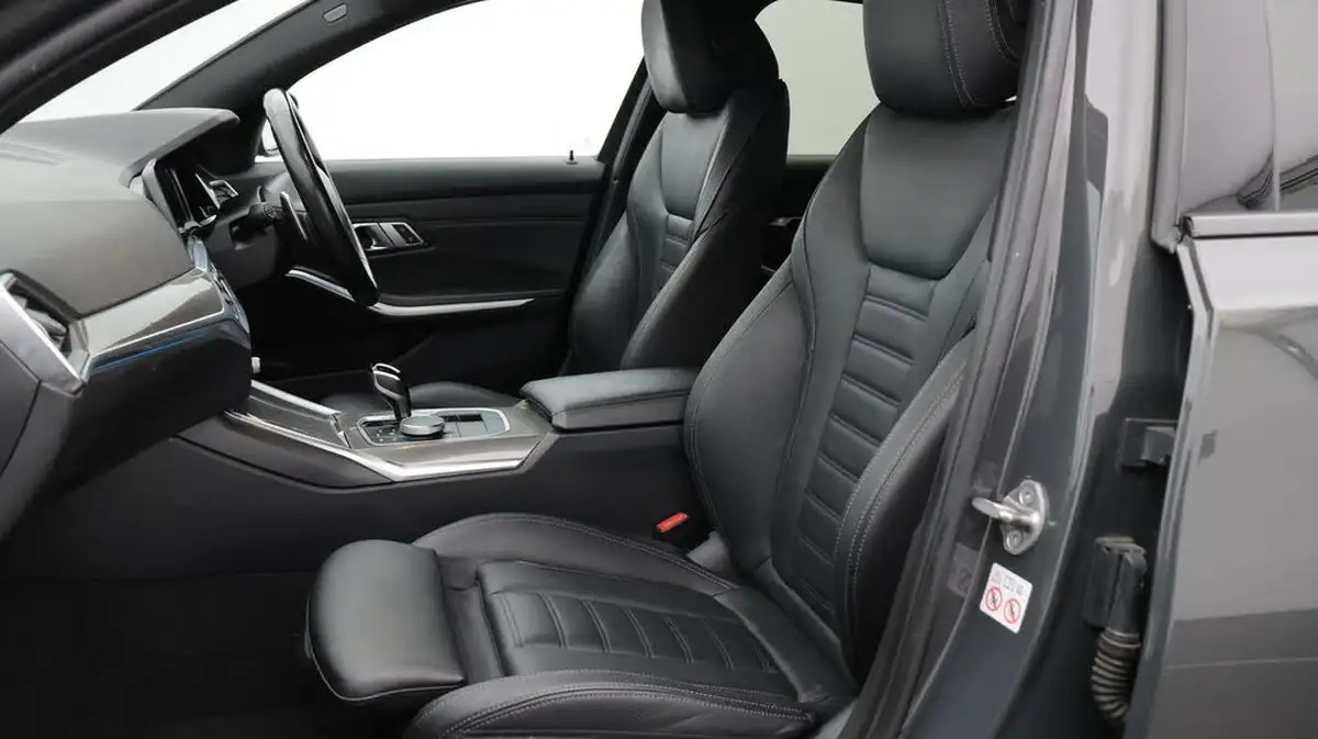 2022-bmw-3-series-20-330e-m-sport-pro-edition-saloon-4d-big-14
