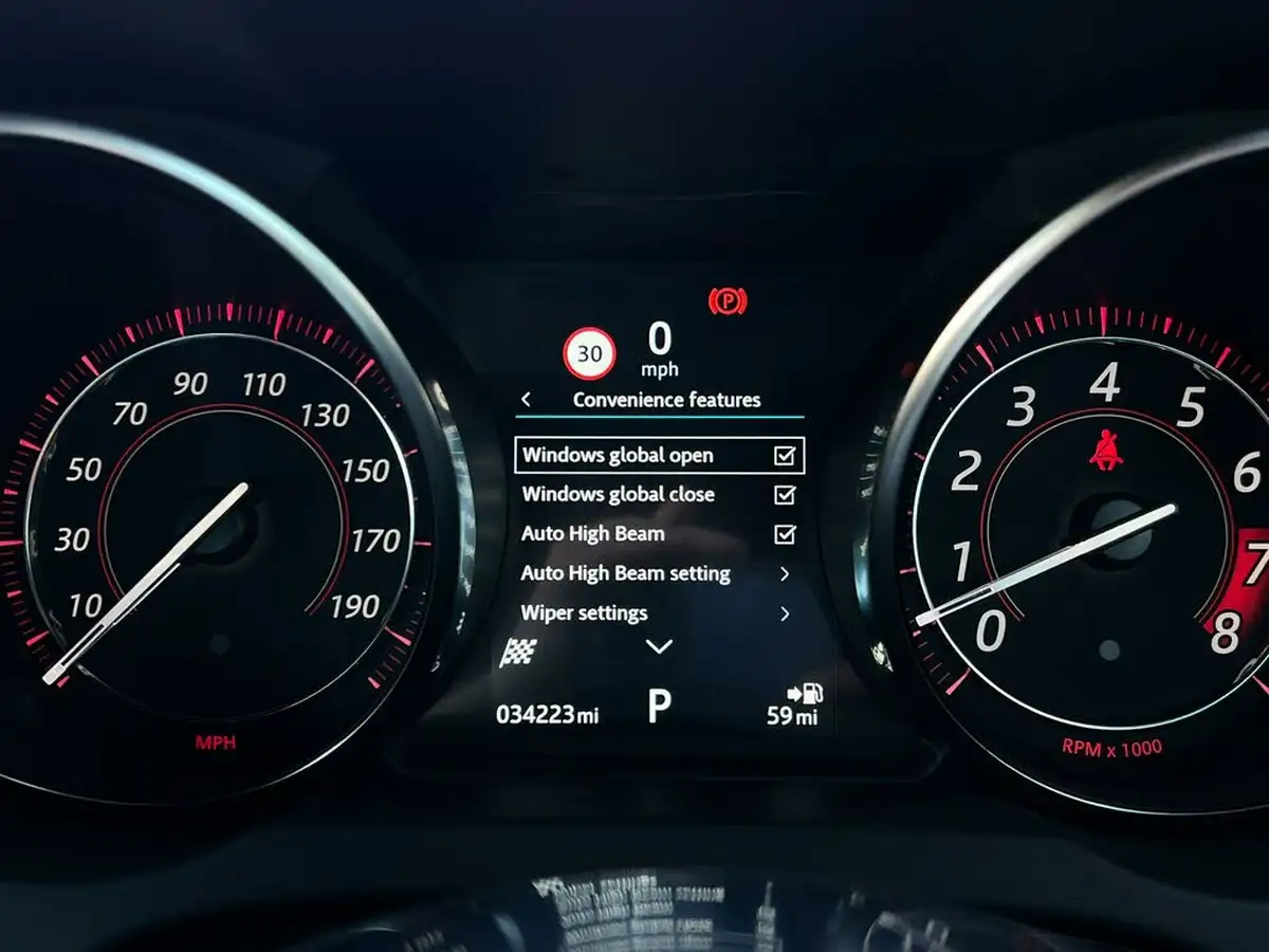 2021-jaguar-f-type-big-20