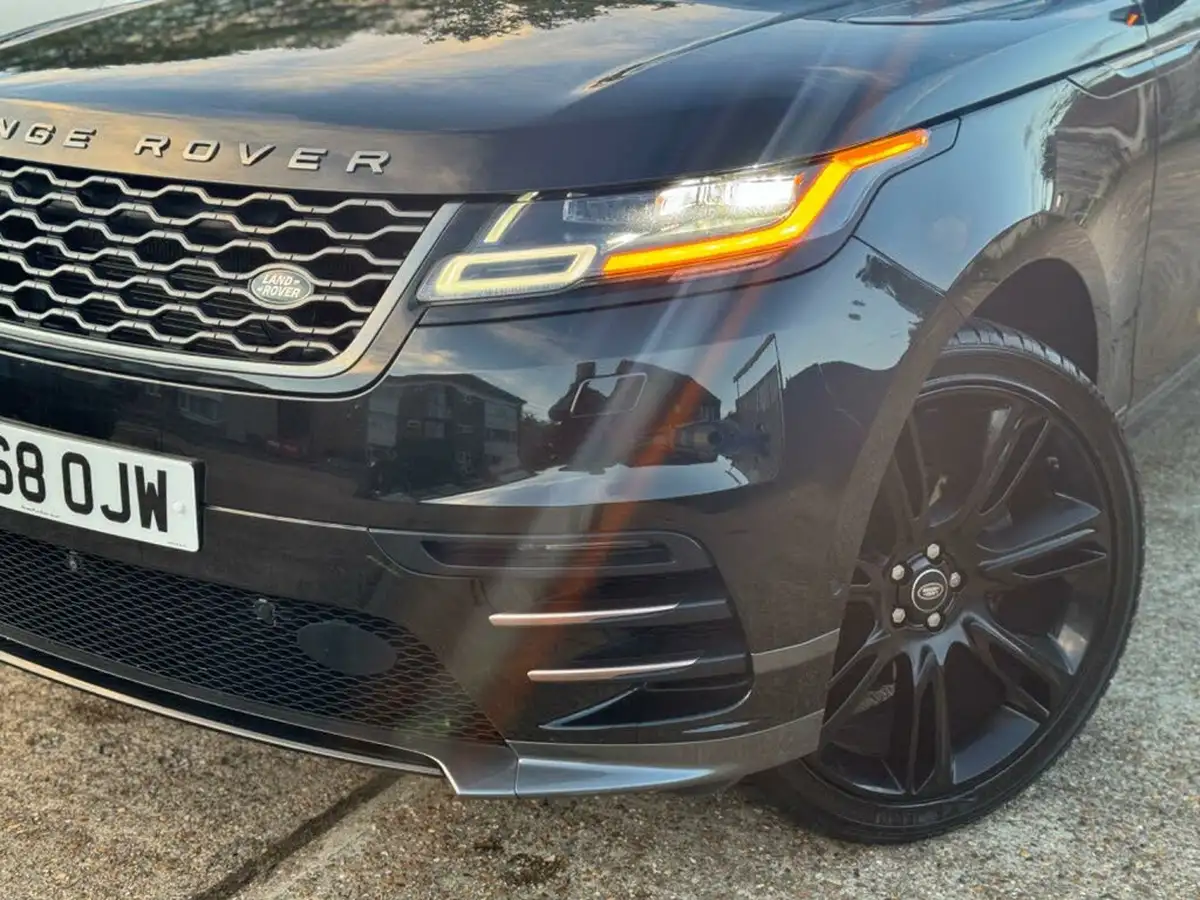 2018-land-rover-range-rover-velar-20-d240-r-dynamic-hse-big-4