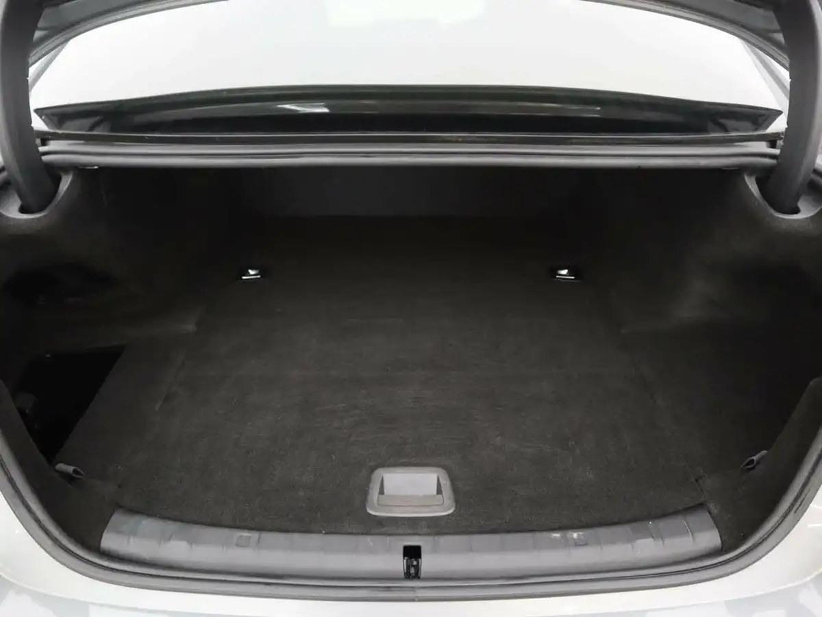 2022-bmw-5-series-20-530e-m-sport-saloon-4d-big-6
