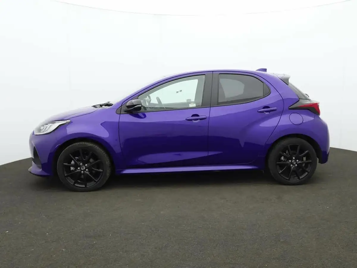 2024-mazda-mazda2-15-homura-big-3