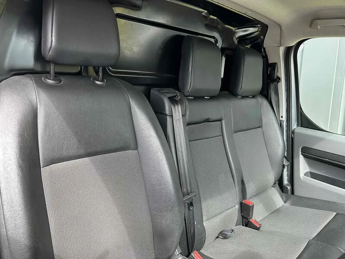 2022-vauxhall-vivaro-20td-3100-l2h1-sportive-big-10