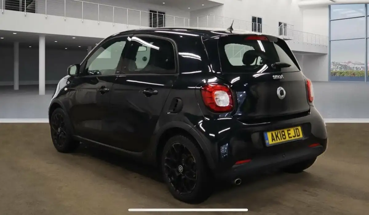 2018-smart-forfour-10-prime-sport-premium-plusss-twinamic-big-2