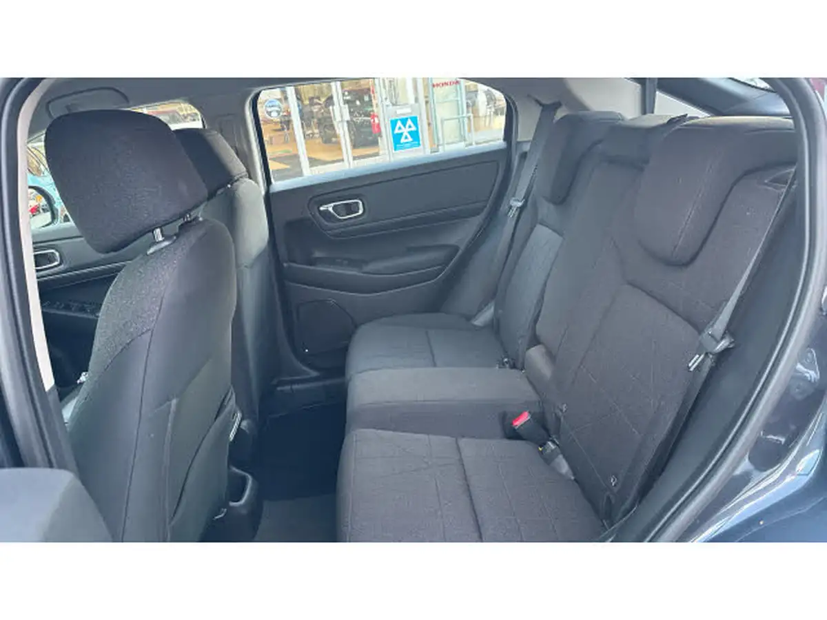 2023-honda-hr-v-15-i-mmd-elegance-big-7
