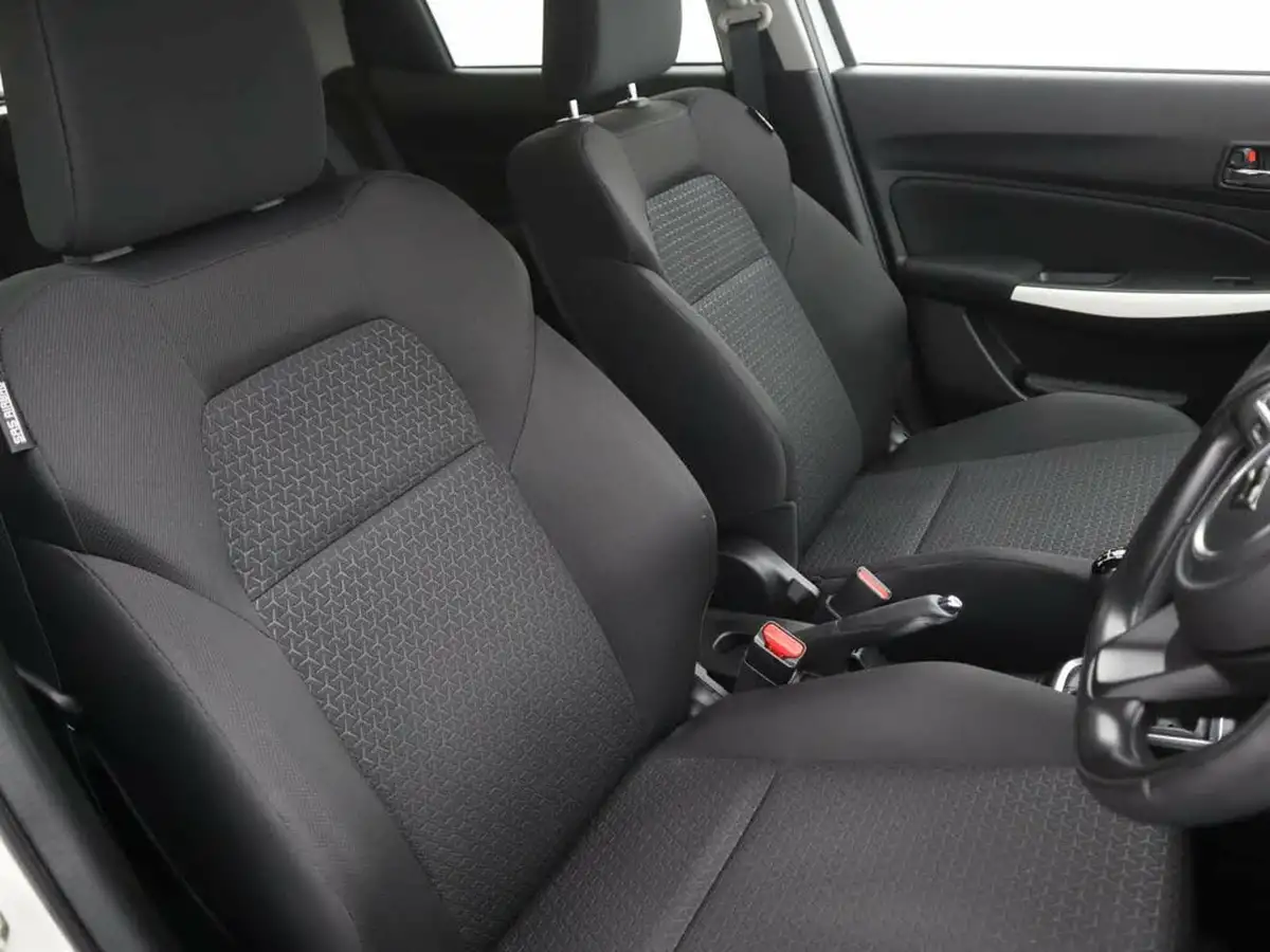 2020-suzuki-swift-12-dualjet-sz-t-90ps-1242cc-big-7