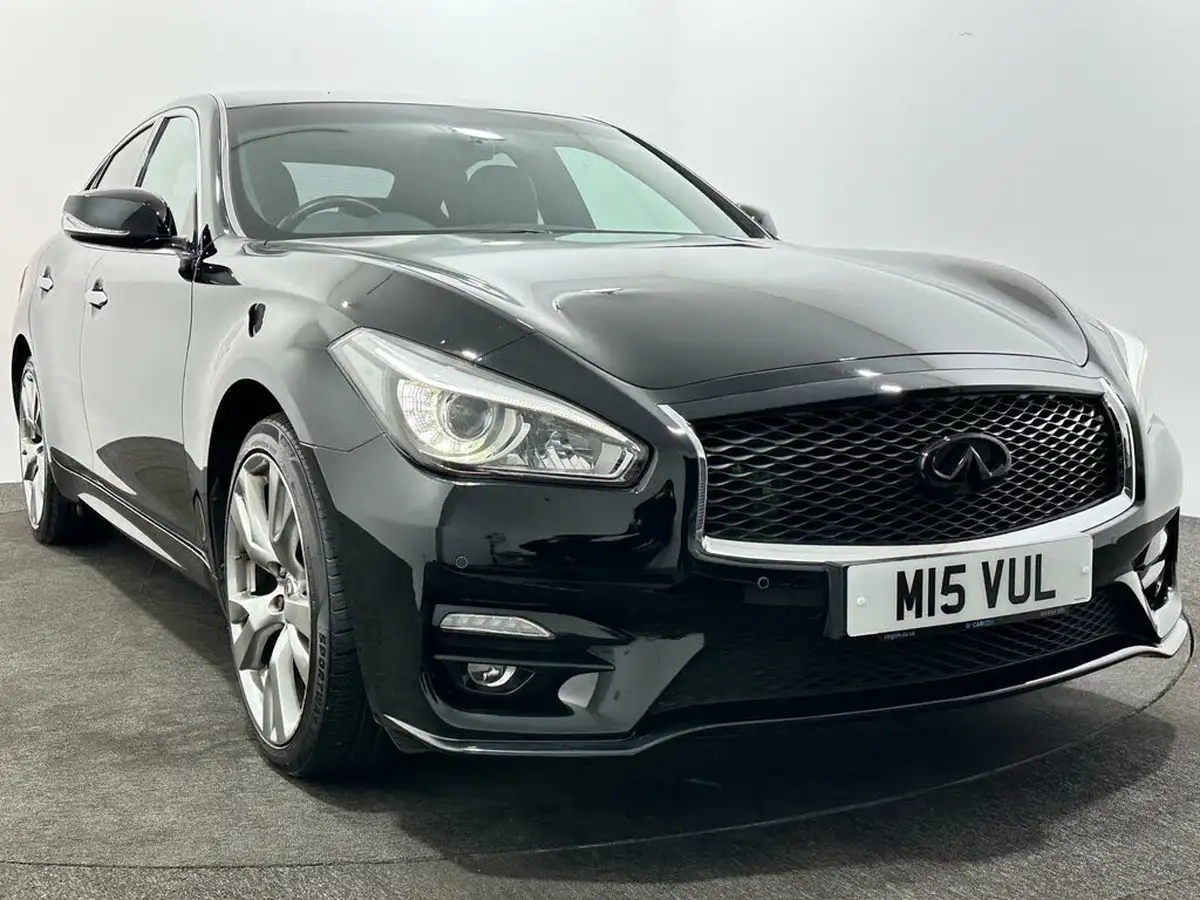 2016-infiniti-q70-22td-sport-big-48