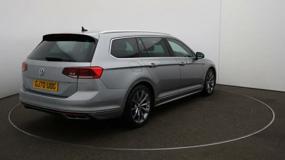 2020-volkswagen-passat-20tdi-r-line-150ps-evo-estate-5d-dsg-big-6