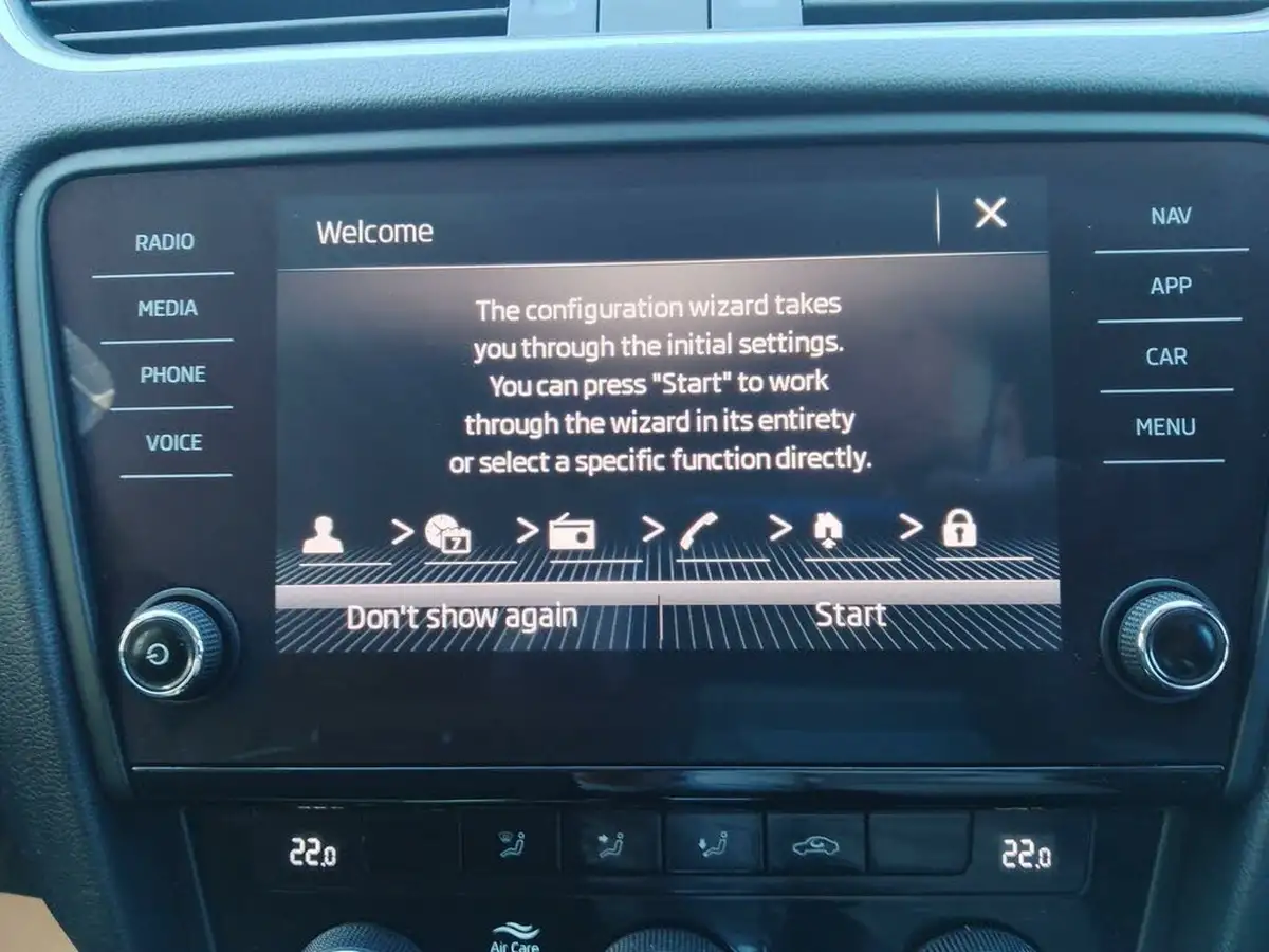 2019-skoda-octavia-20tdi-se-l-estate-dsg-big-18