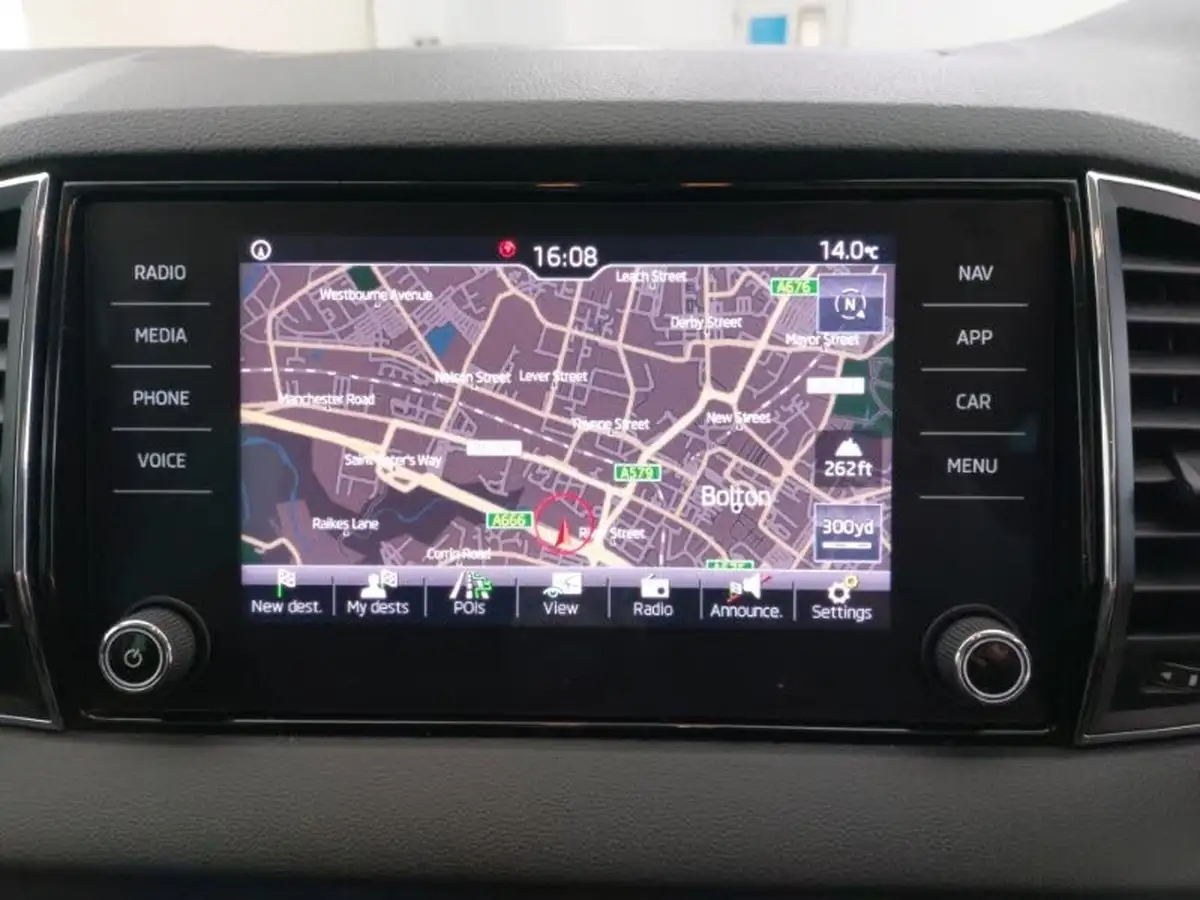 2019-skoda-karoq-10-tsi-se-l-big-15