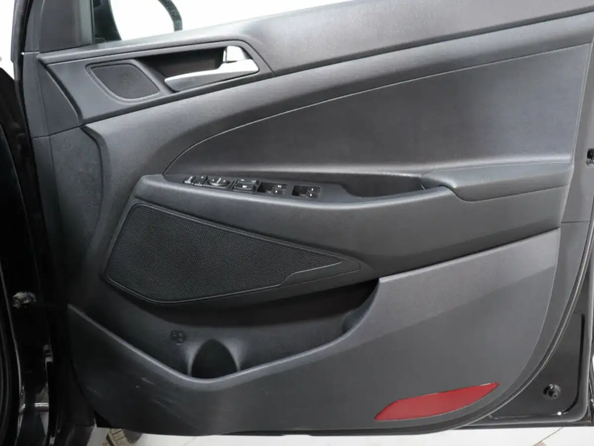 2018-hyundai-tucson-17crdi-blue-drive-se-nav-116ps-big-35
