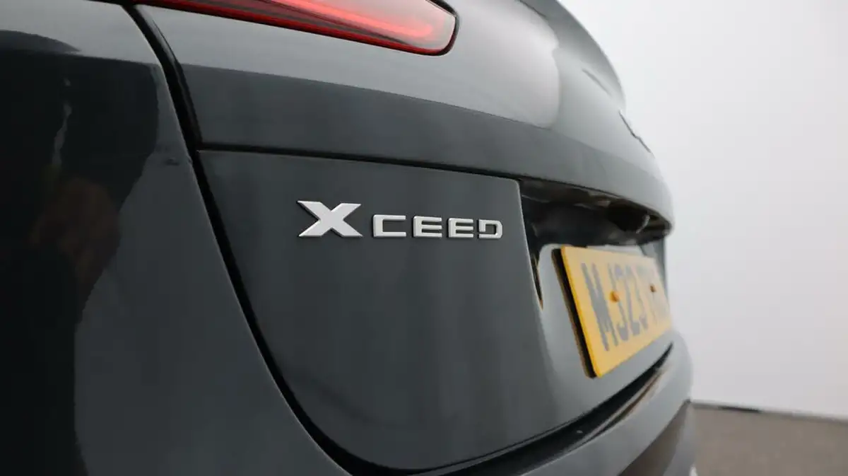 2023-kia-xceed-15-t-gdi-2-158bhp-big-21