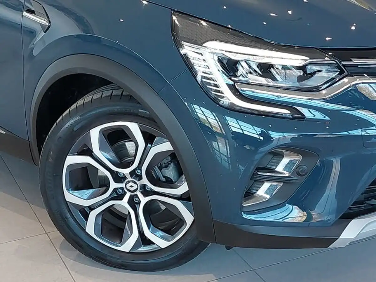 2023-renault-captur-16-techno-160ps-plug-in-big-8