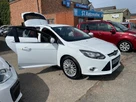 2012-ford-focus-16-zetec-ti-vct-125ps-hatchback-small-4