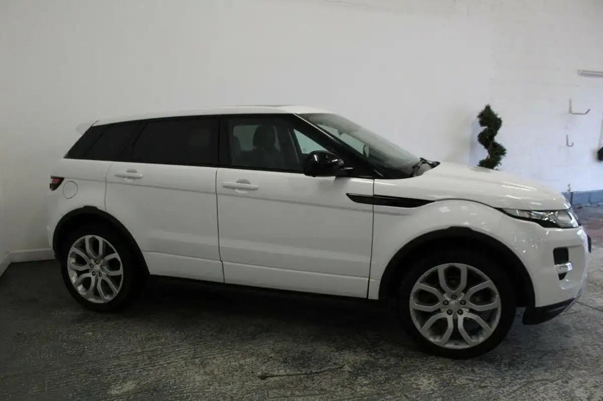 2014-land-rover-range-rover-evoque-22sd4-dynamic-hatchback-5d-auto-big-2