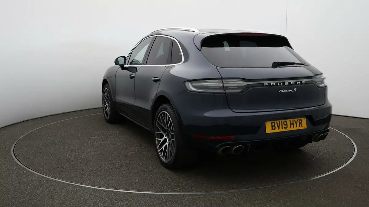 2019-porsche-macan-30-v6-s-big-53