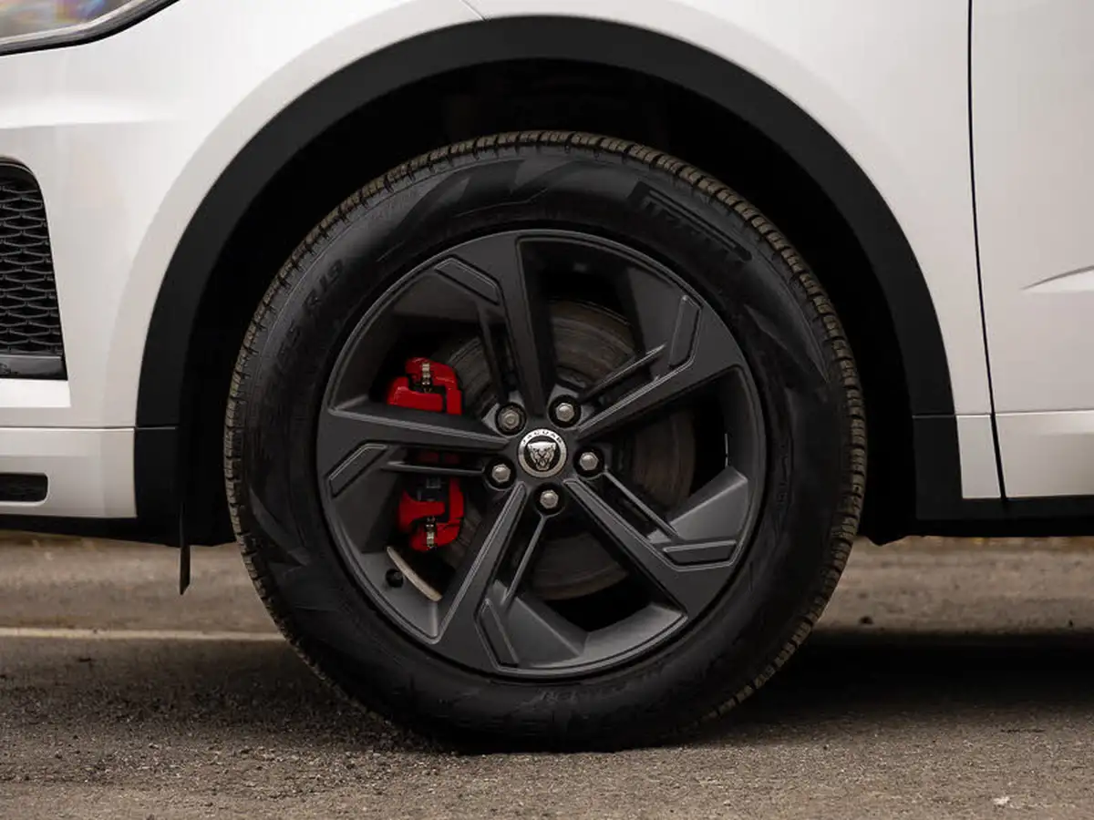 2024-jaguar-e-pace-20-d200-r-dynamic-se-black-big-16