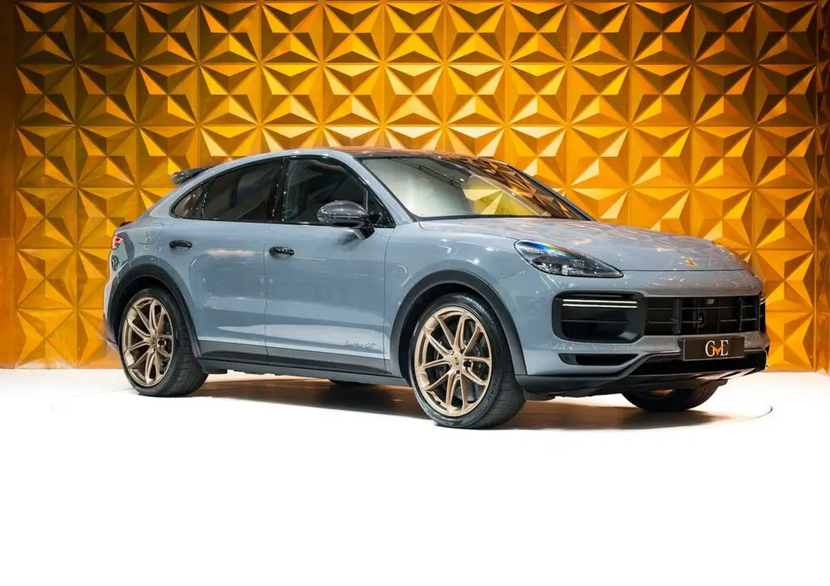 2022-porsche-cayenne-40-v8-turbo-gt-big-9