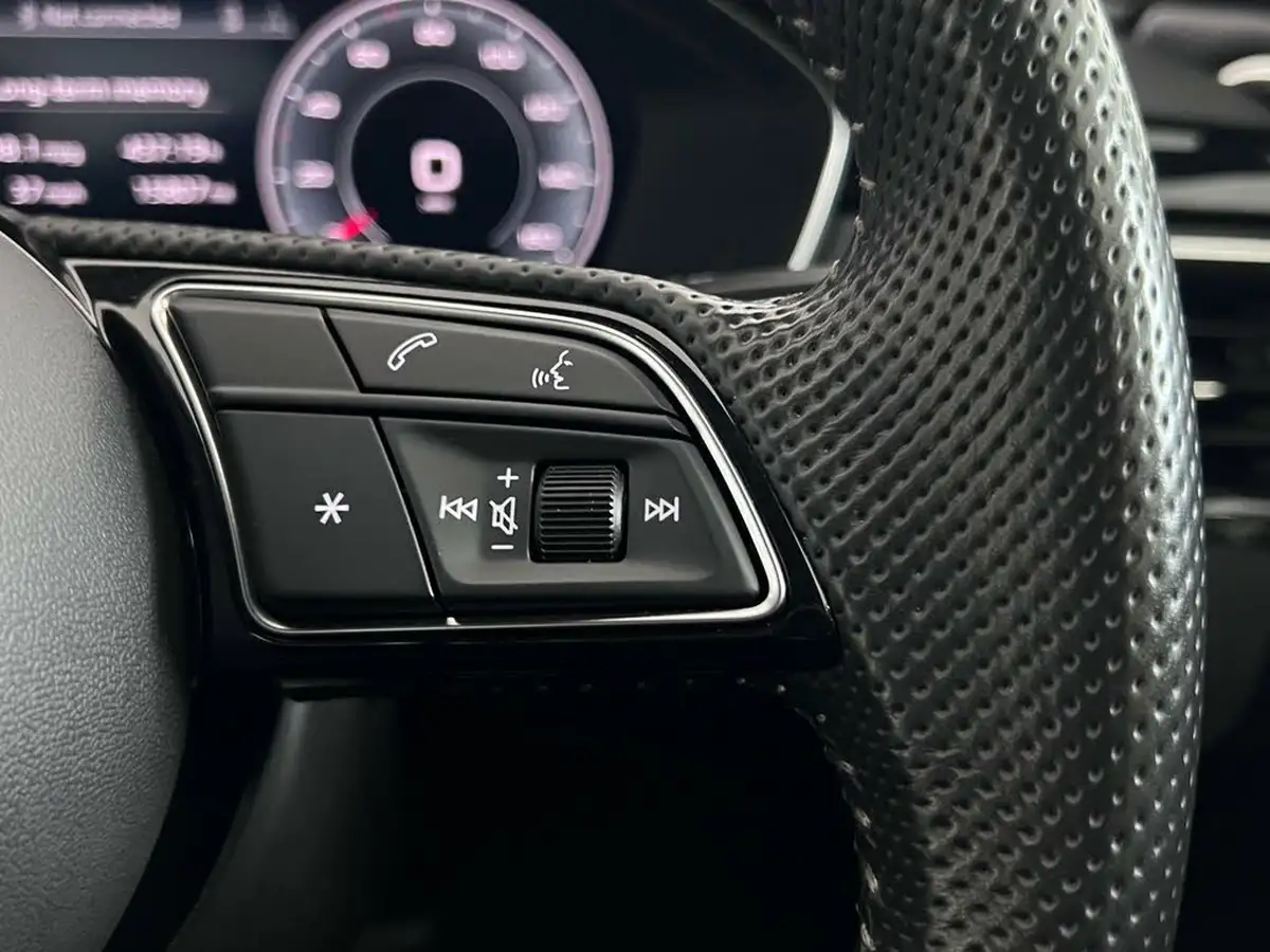 2020-audi-a4-20-35-tfsi-black-edition-big-18