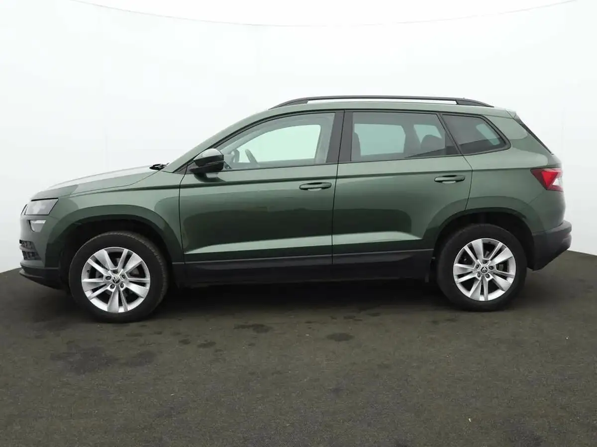 2022-skoda-karoq-15-tsi-se-technology-big-3