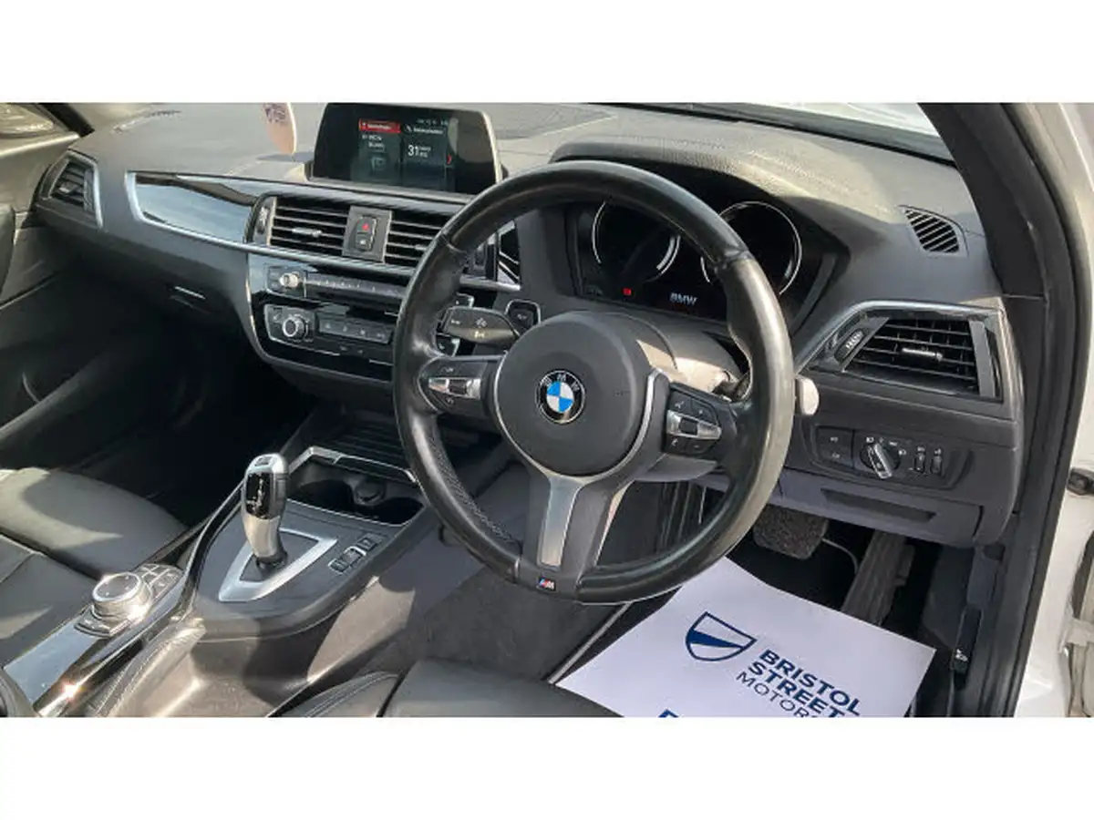 2019-bmw-1-series-15-118i-m-sport-shadow-edition-5d-auto-big-10