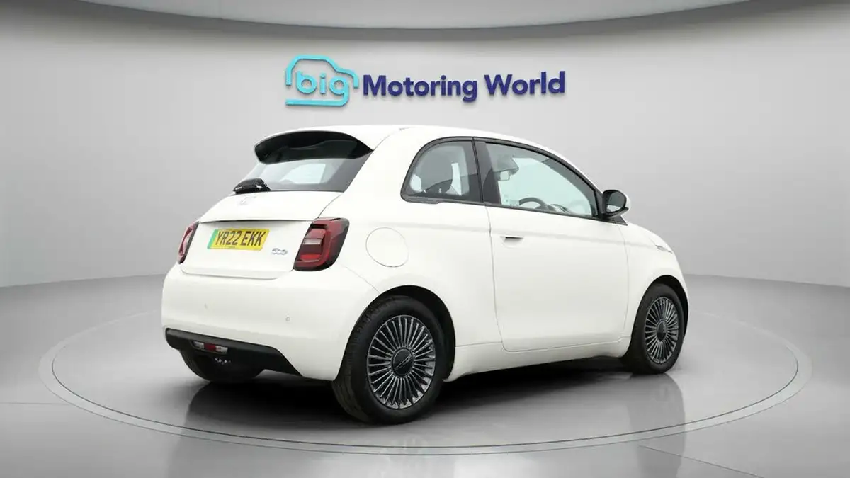 2022-fiat-500-e-icon-117bhp-big-6