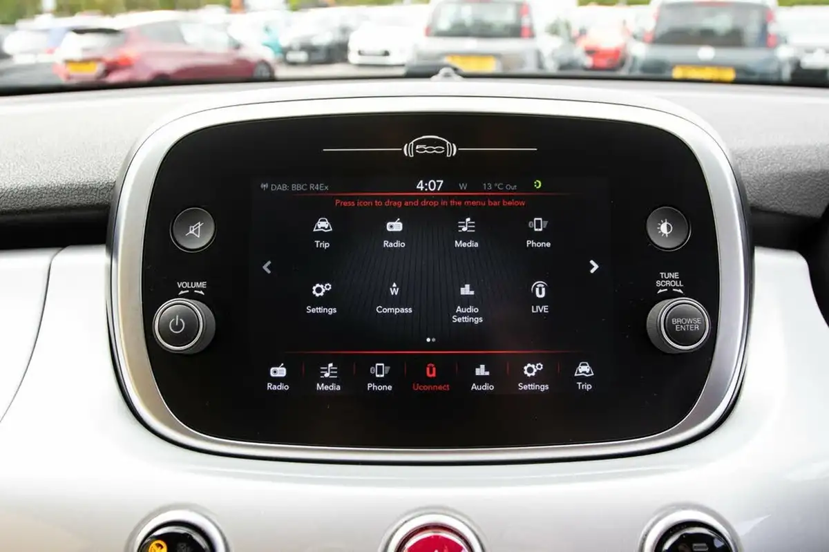2021-fiat-500x-10-firefly-turbo-urban-big-24