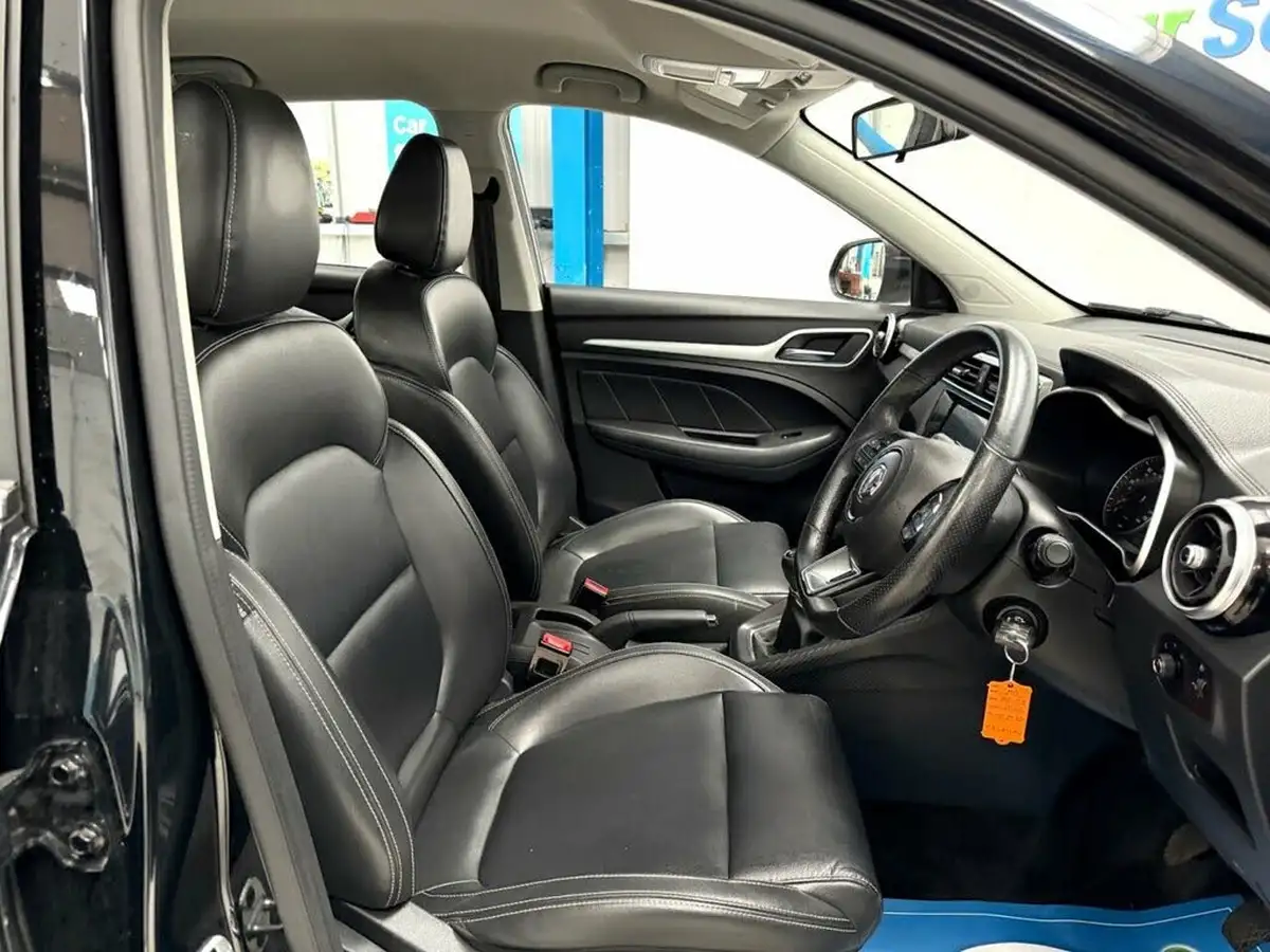 2018-mg-zs-suv-15-vti-tech-exclusive-big-11
