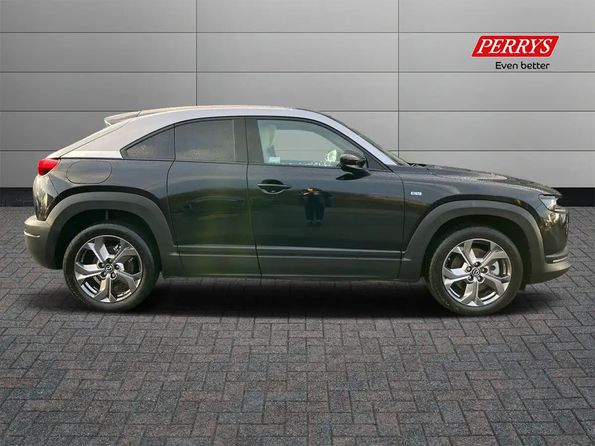 2023-mazda-mx-30-e-makoto-145ps-0cc-big-2