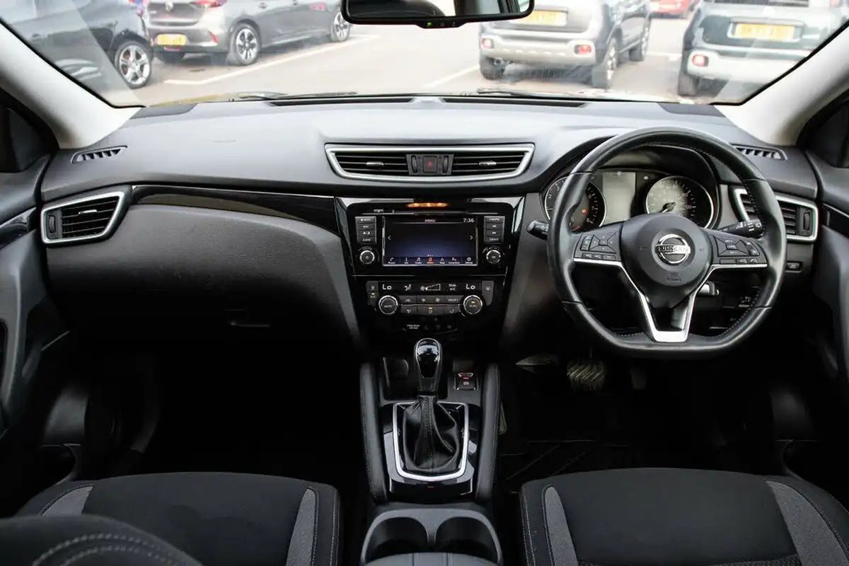 2019-nissan-qashqai-13-dig-t-acenta-premium-160ps-dct-big-3