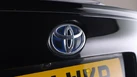 2021-toyota-c-hr-18-vvt-i-design-small-19