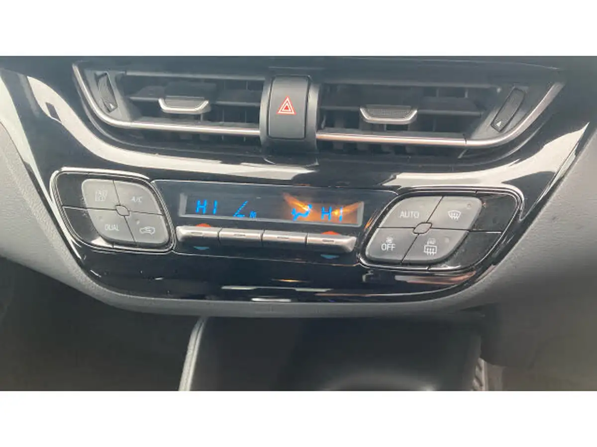 2020-toyota-c-hr-18-vvt-i-icon-big-25