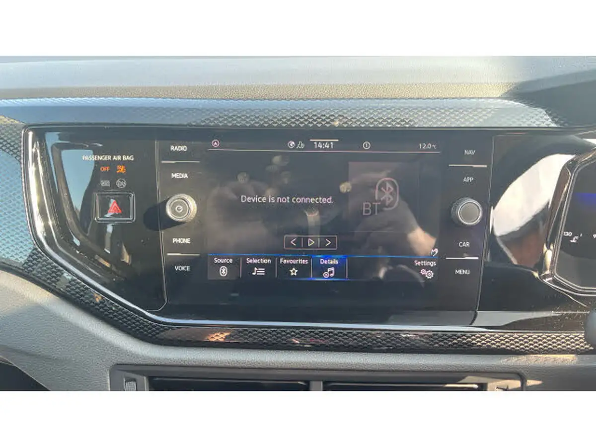 2022-volkswagen-taigo-10-tsi-life-95ps-big-11