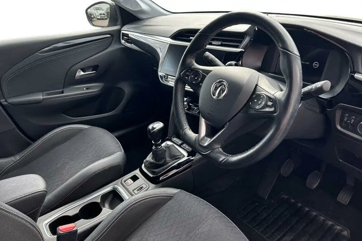 2021-vauxhall-corsa-12-turbo-elite-nav-premium-big-8
