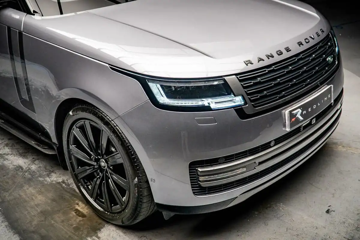 2022-land-rover-range-rover-30-p440e-se-big-10