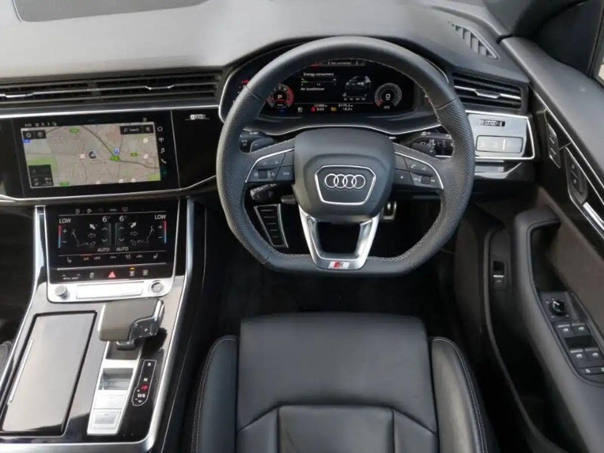 2022-audi-q8-30-55-tfsi-black-edition-big-6