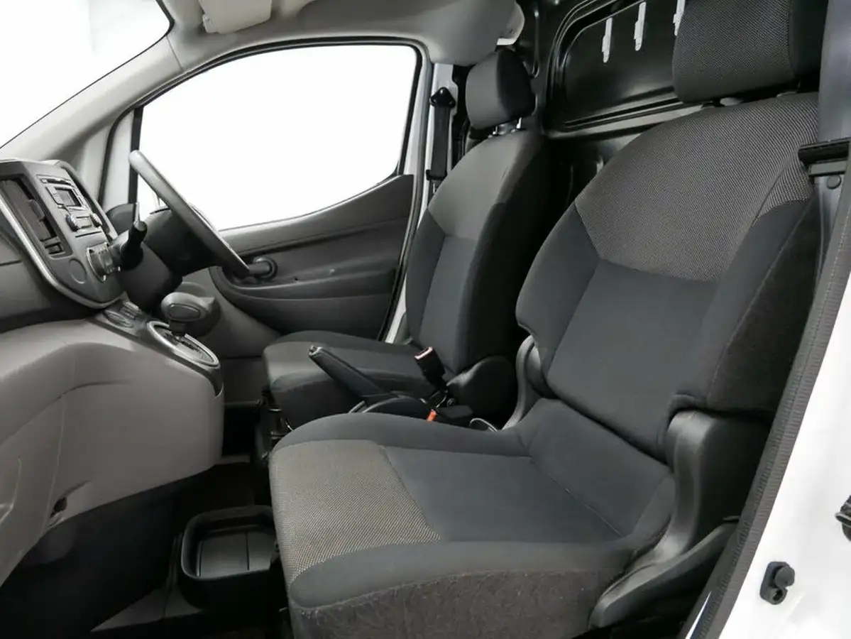 2021-nissan-env200-e-acenta-glaz-packcold-pckmesh-part-wallnav-big-22