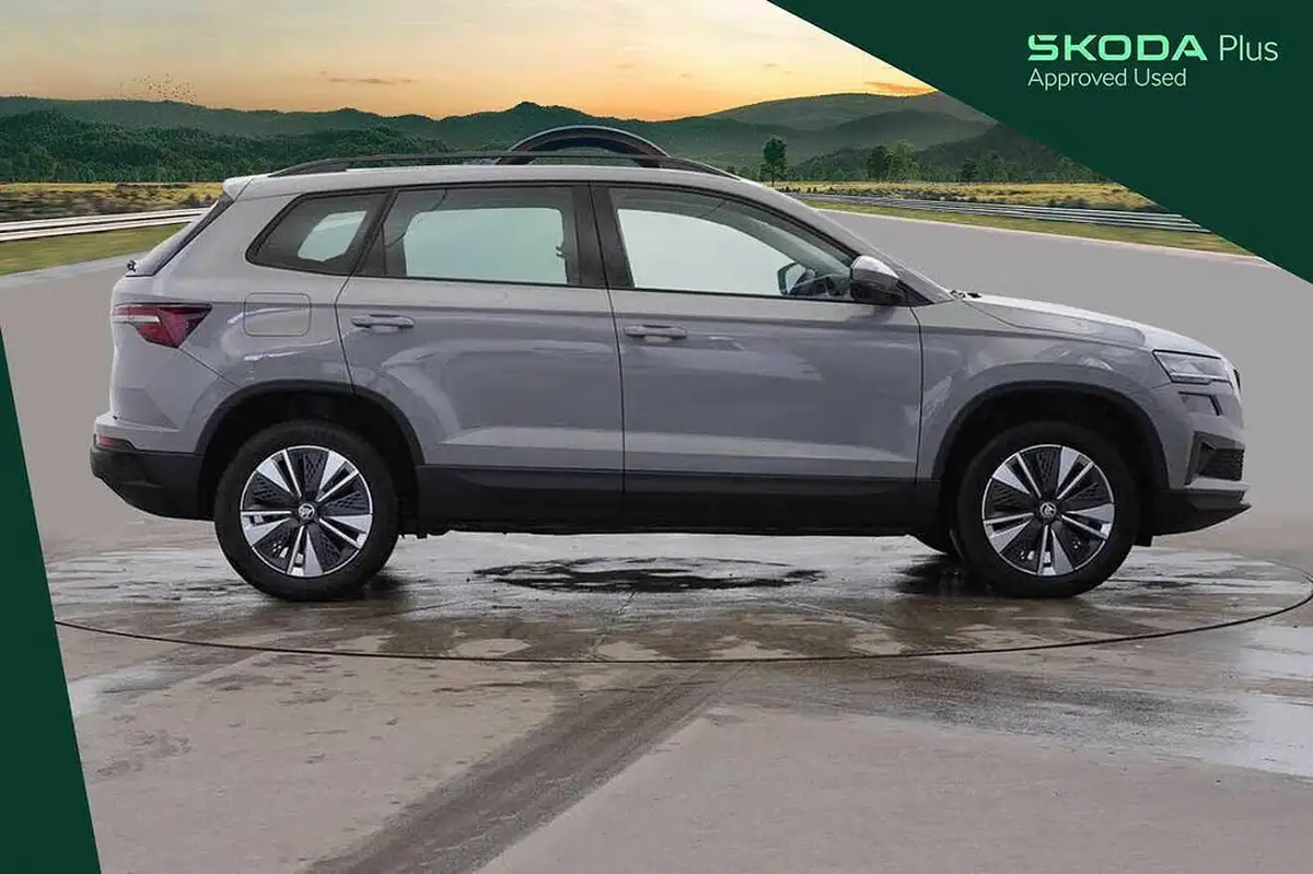 2024-skoda-karoq-15-tsi-se-drive-dsg-big-3