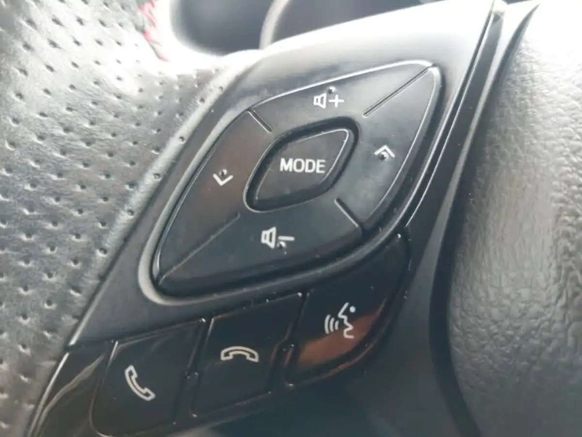 2021-toyota-c-hr-20-vvt-i-gr-sport-big-14