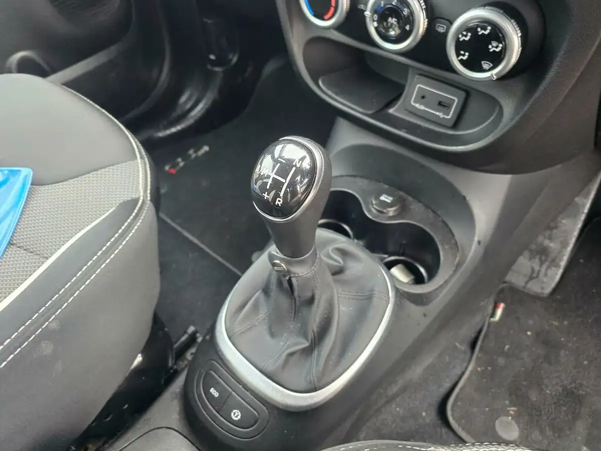 2017-fiat-500l-13-multijet-trekking-dualogic-big-6
