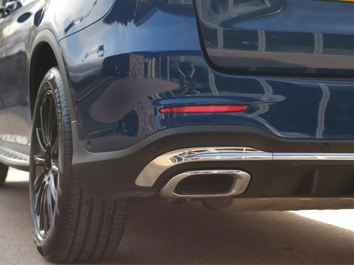 2020-mercedes-benz-glc-class-20-glc300-amg-line-premium-station-wagon-5d-big-32