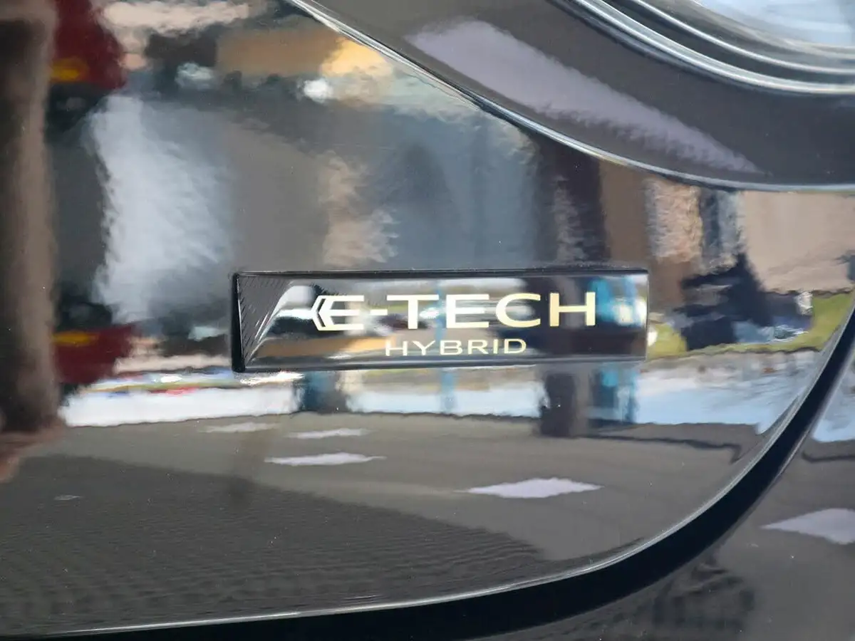 2024-renault-clio-16-techno-big-13
