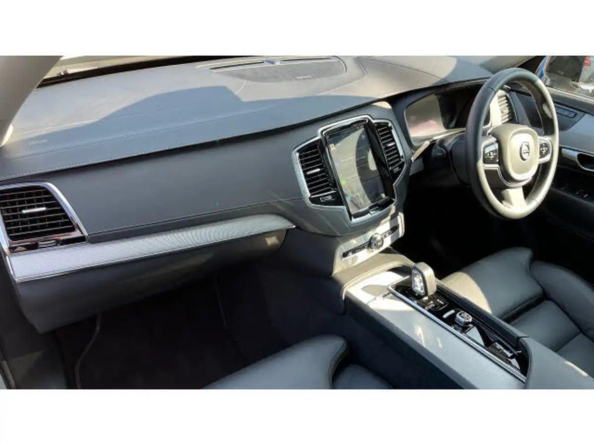 2024-volvo-xc90-20-b5-plus-big-3